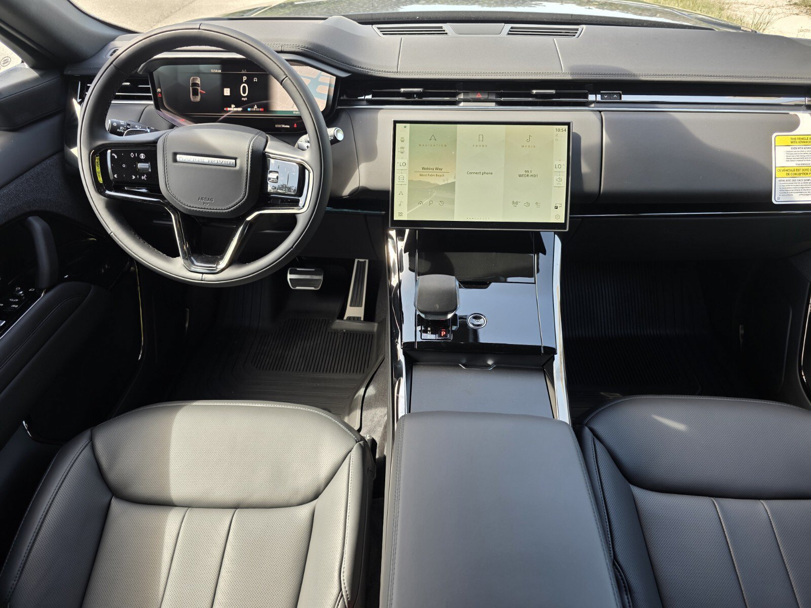 New 2026 Land Rover Range Rover Sport Dynamic SE AWD/4WD image 4