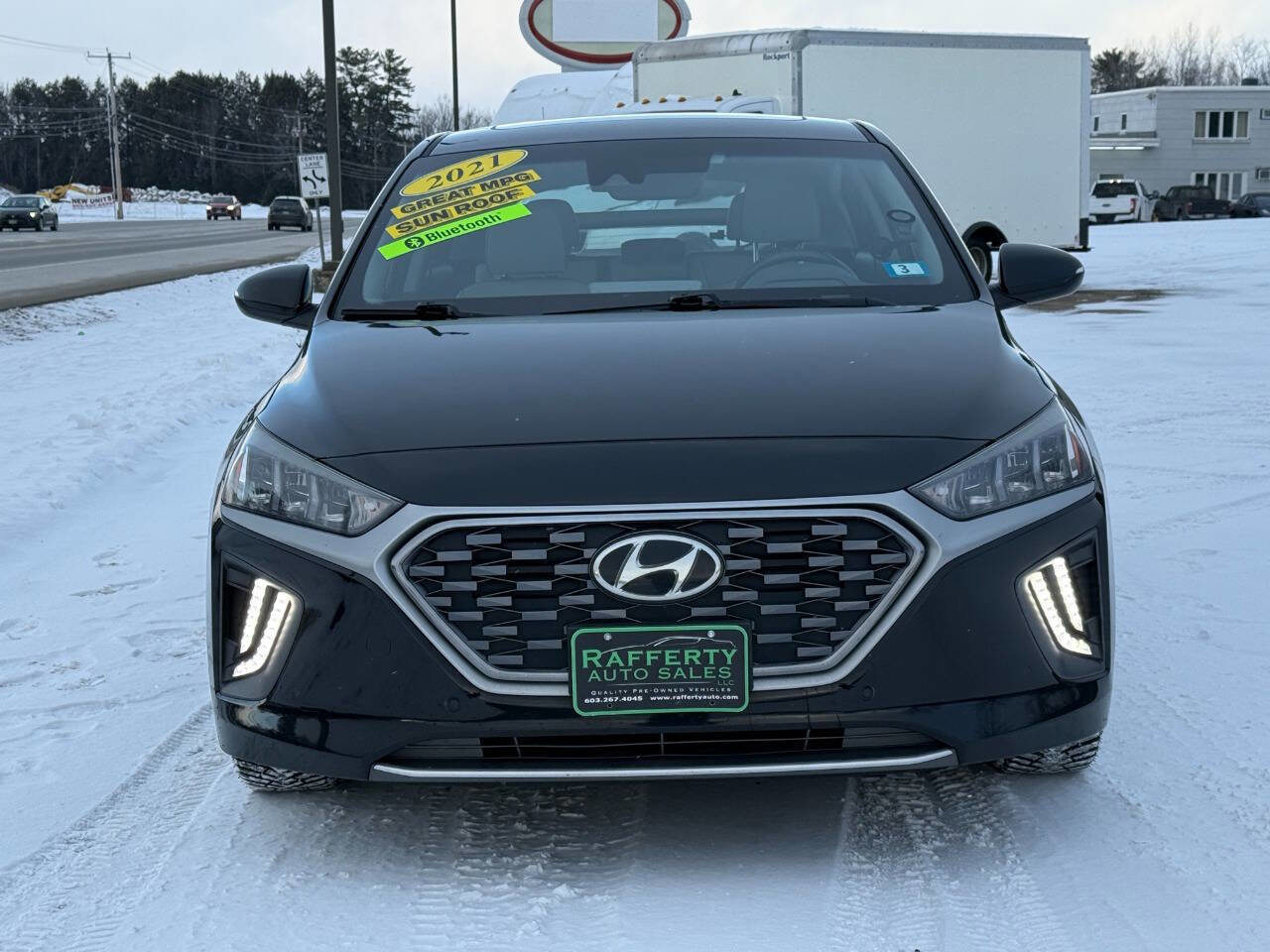 Used 2021 Hyundai Ioniq Limited image 9