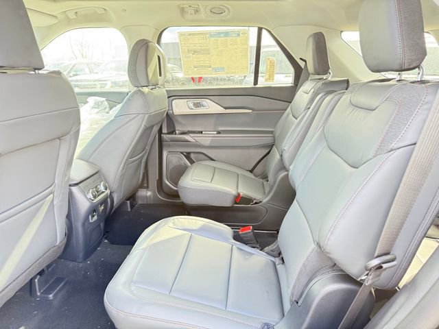 New 2026 Ford Explorer Active w/ Active Comfort Package AWD/4WD image 14