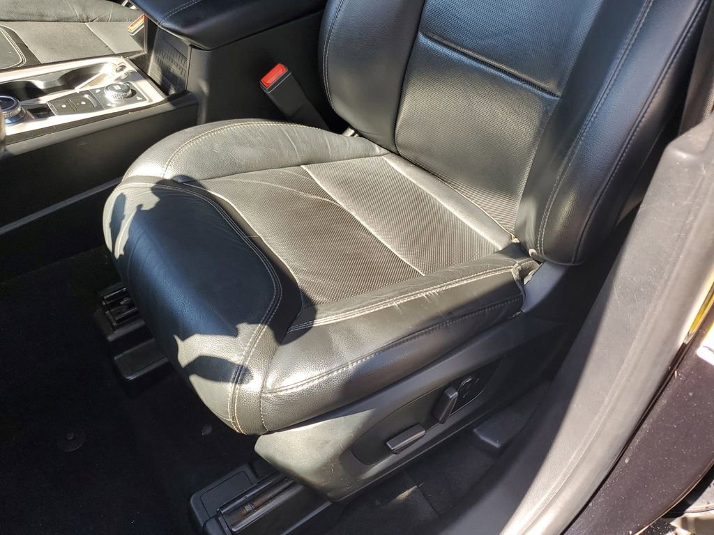 Used 2021 Ford Explorer ST w/ Equipment Group 401A image 22