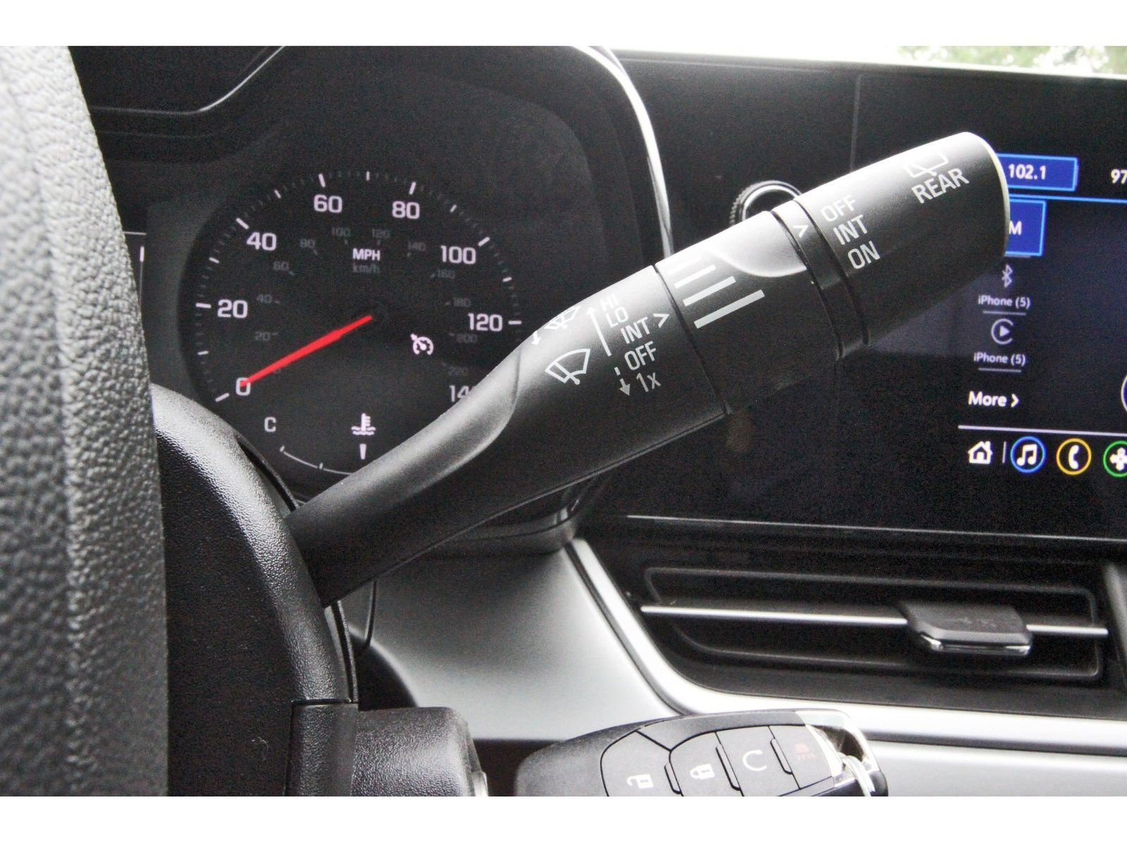 Used 2024 Chevrolet Trax LS w/ LS Convenience Package FWD image 21