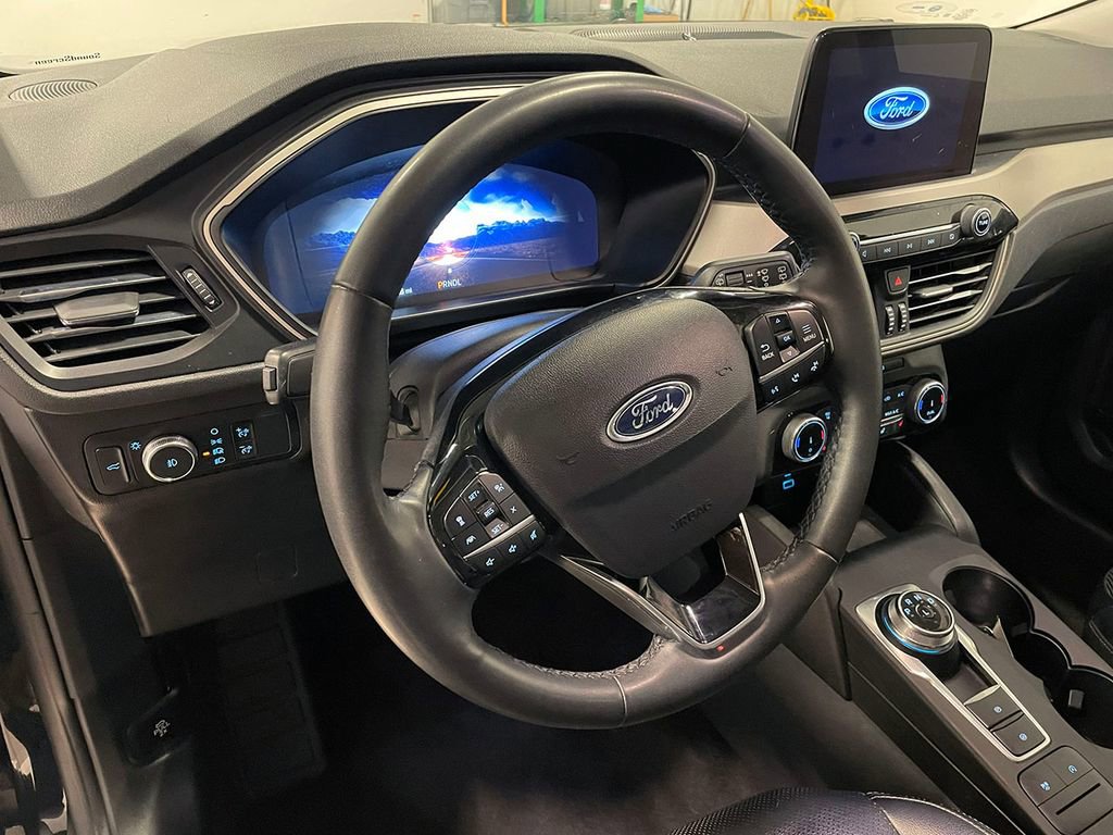 Used 2022 Ford Escape SEL w/ Technology Package image 20