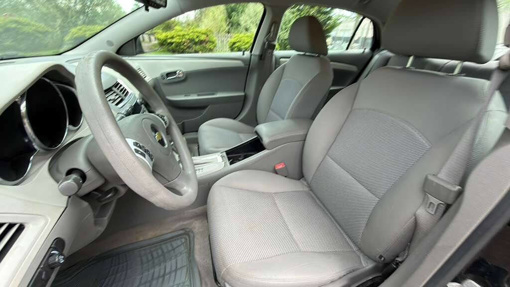 Used 2012 Chevrolet Malibu LS w/ LS Uplevel Package image 13