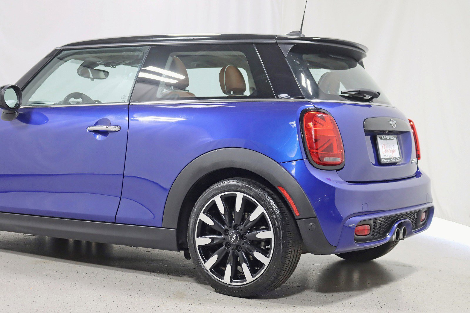 Used 2019 MINI Cooper S w/ Driver Assistance Package image 10