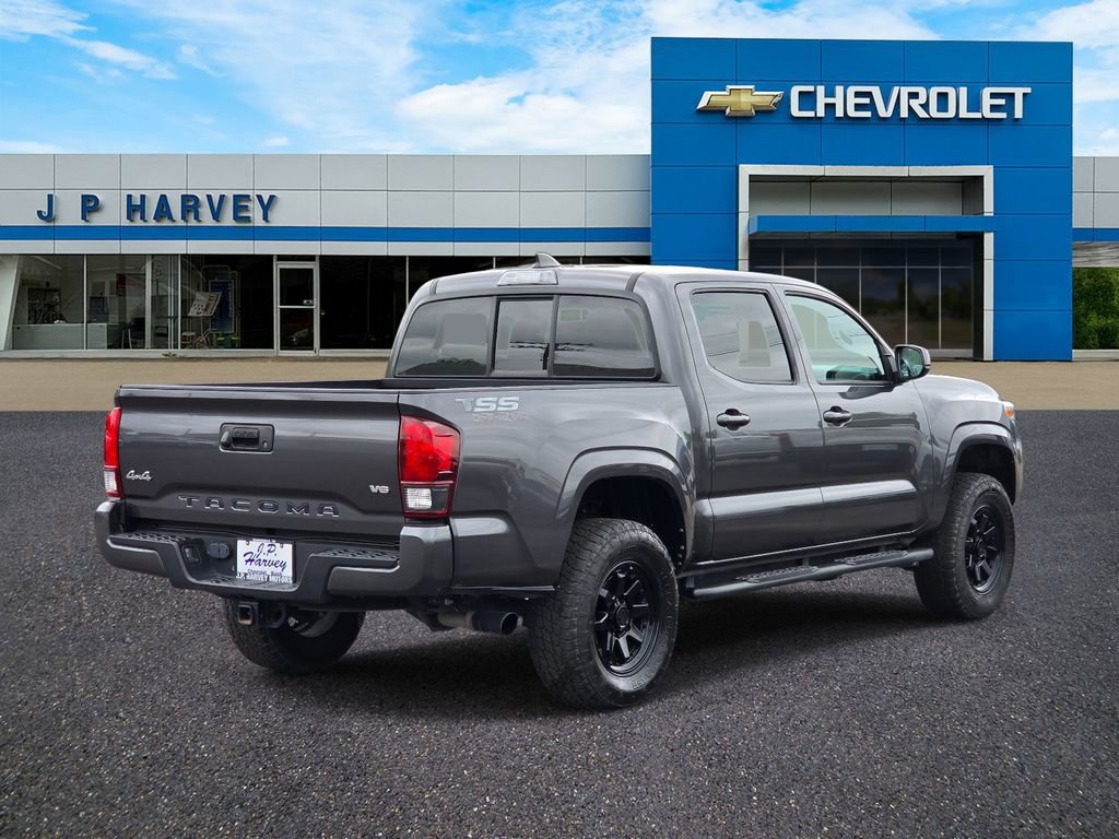 Used 2023 Toyota Tacoma SR AWD/4WD image 4