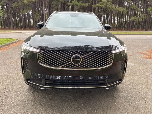 New 2026 Volvo XC90 B6 Plus w/ Protection Package Premier AWD/4WD image 3