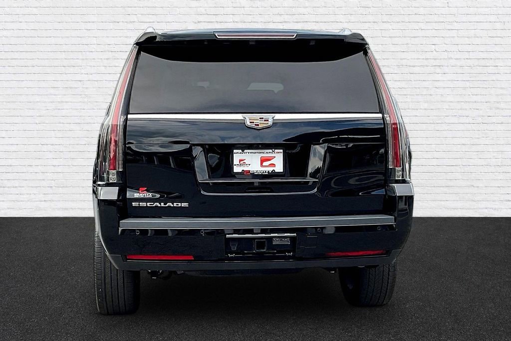 Used 2019 Cadillac Escalade Luxury RWD image 5