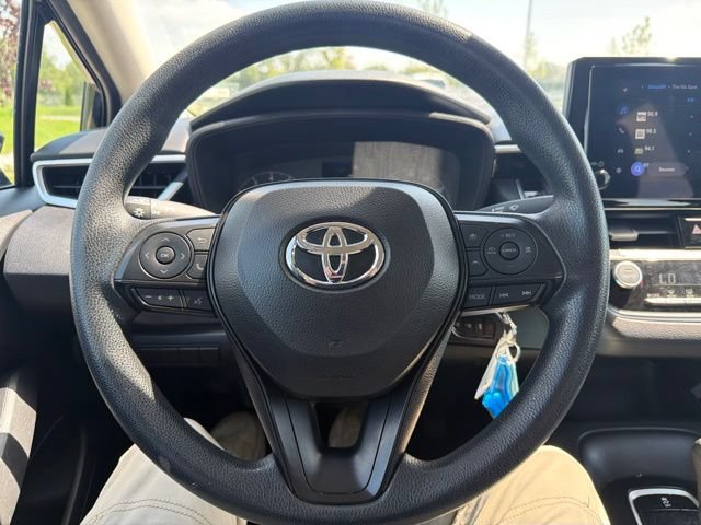 Used 2024 Toyota Corolla LE FWD image 32