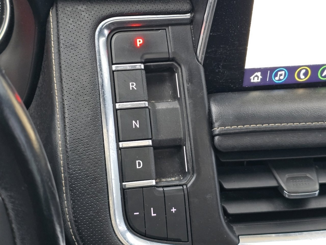 Used 2021 Chevrolet Tahoe Premier image 20