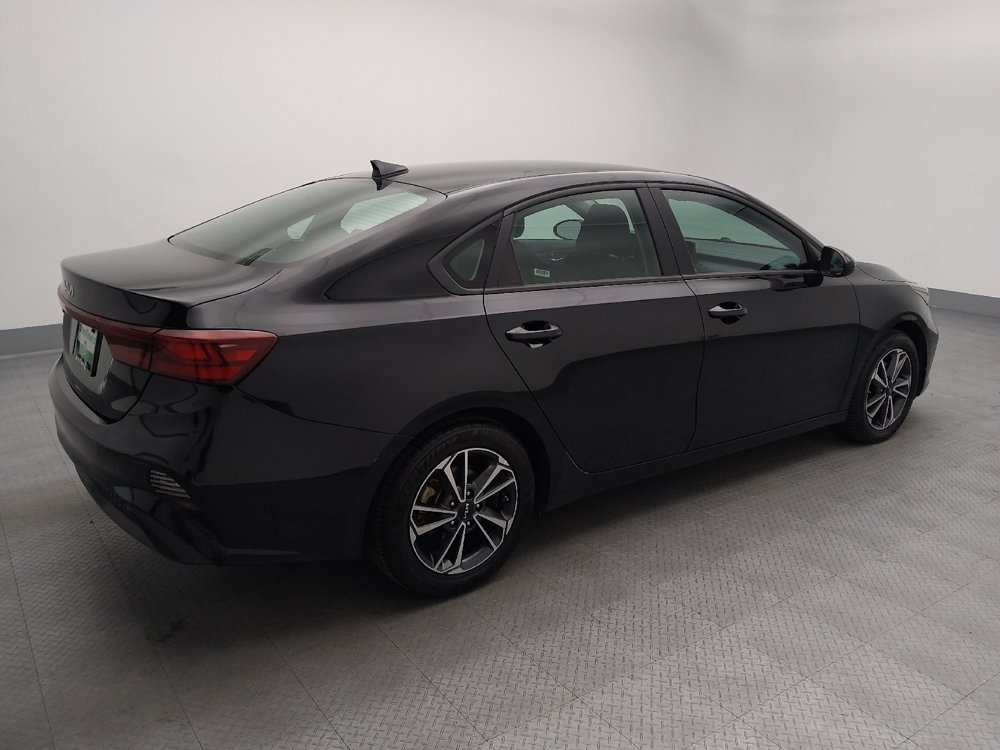 Used 2024 Kia Forte LXS FWD image 10