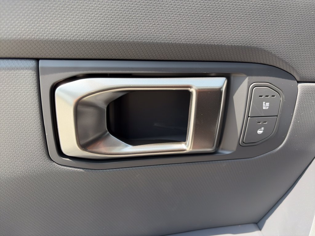 New 2027 Kia Seltos X-Line S w/ X-Line S Premium Package AWD/4WD image 20