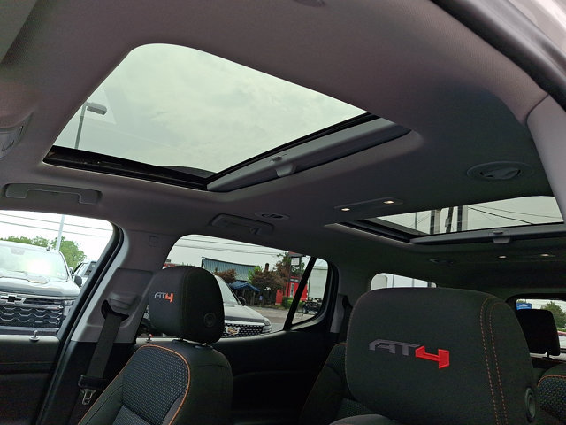 Certified 2023 GMC Acadia AT4 AWD/4WD image 17