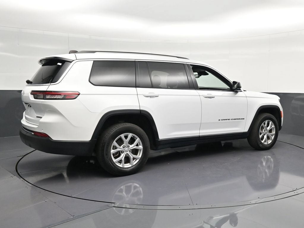 Used 2023 Jeep Grand Cherokee L Limited AWD/4WD image 3
