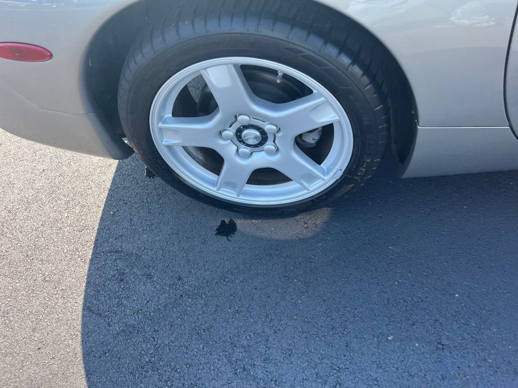 Used 1999 Chevrolet Corvette Coupe w/ Memory Pkg image 24