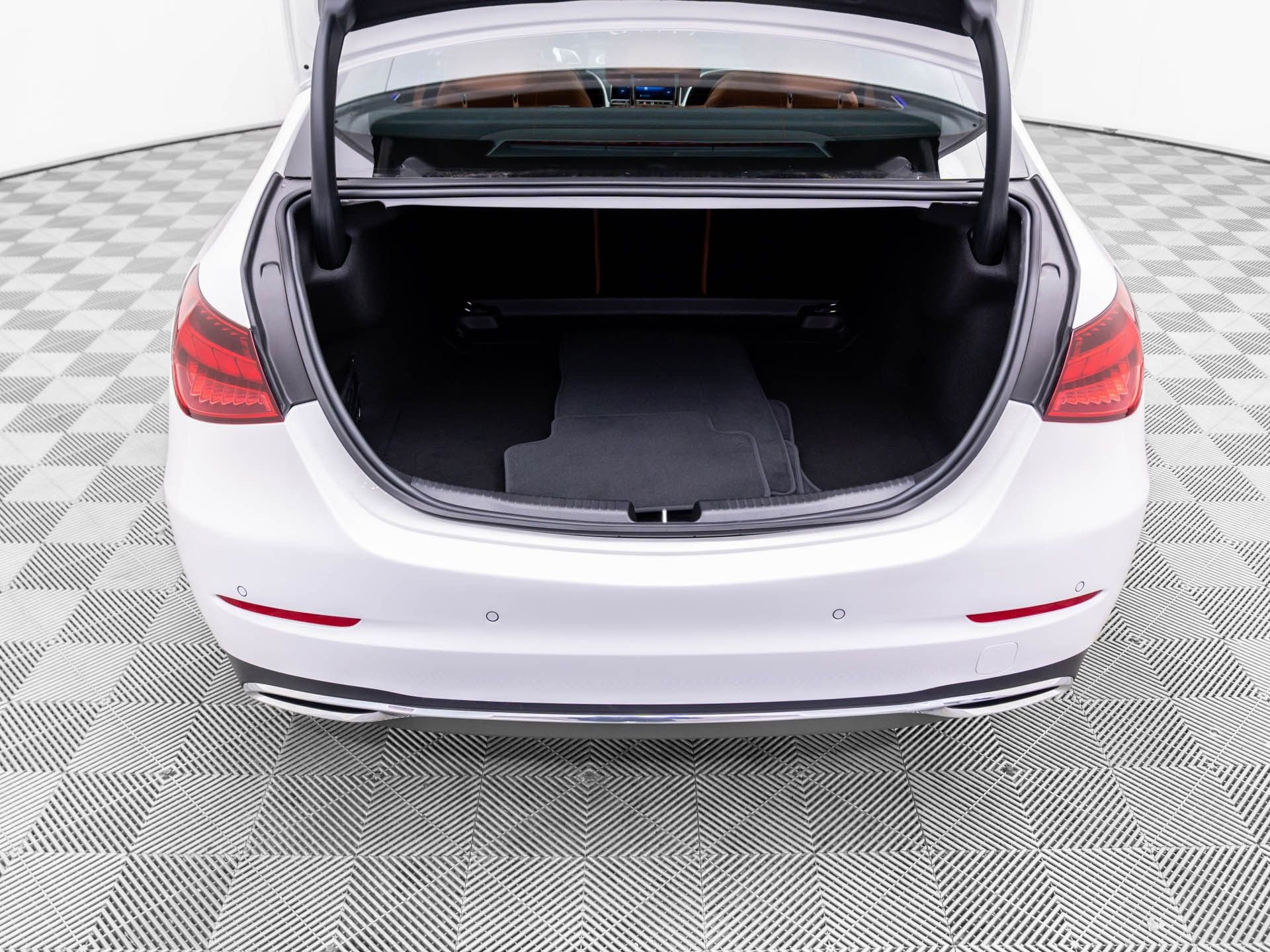 New 2026 Mercedes-Benz C 300 4MATIC Sedan image 30