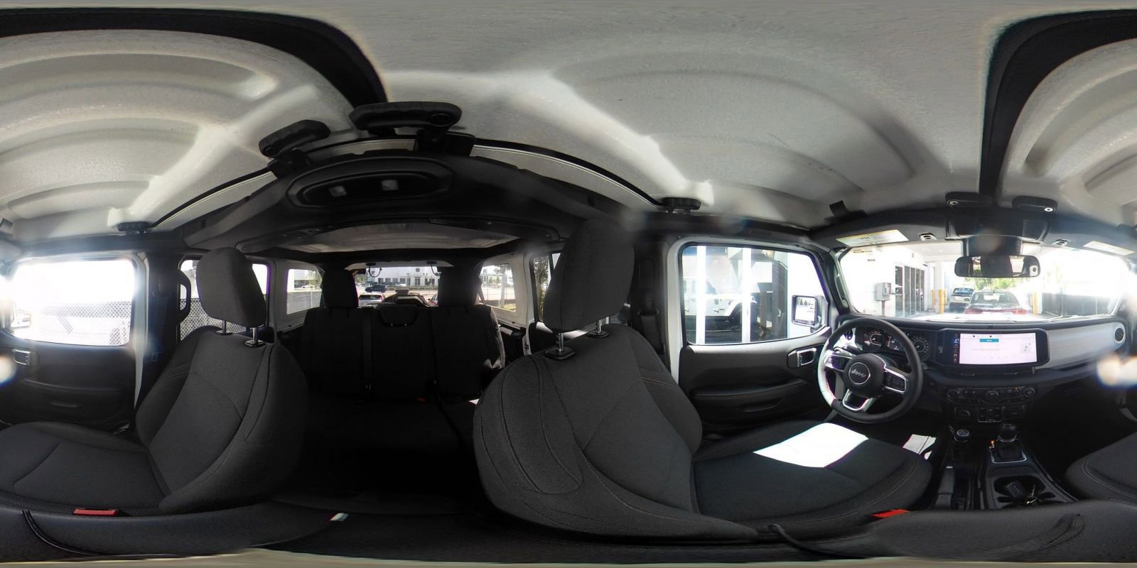 Used 2025 Jeep Wrangler Sahara image 42