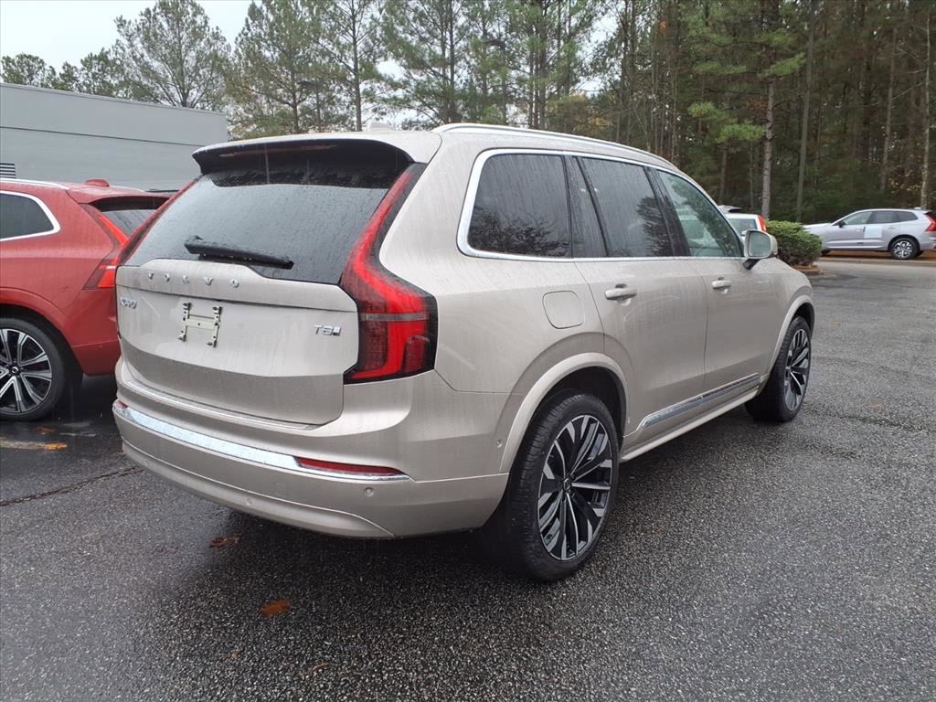New 2026 Volvo XC90 T8 Plus w/ Protection Package Premier image 3