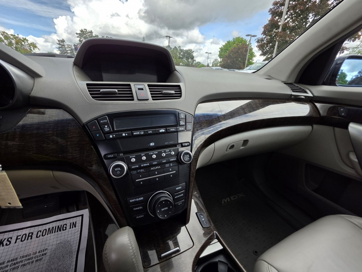 Used 2013 Acura MDX w/ Technology Package AWD/4WD image 12