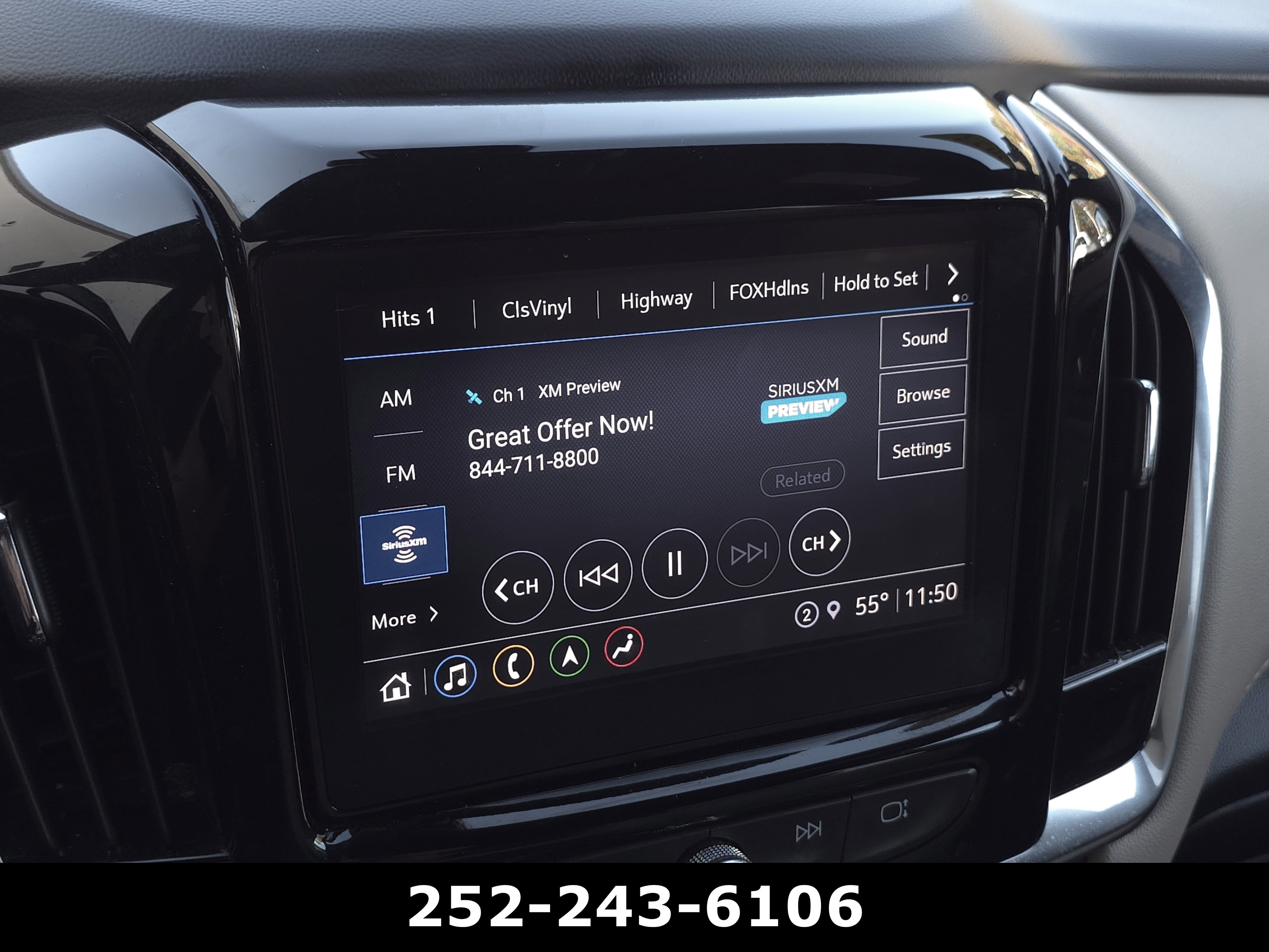 Used 2023 Chevrolet Traverse LT w/ LT Premium Package image 19