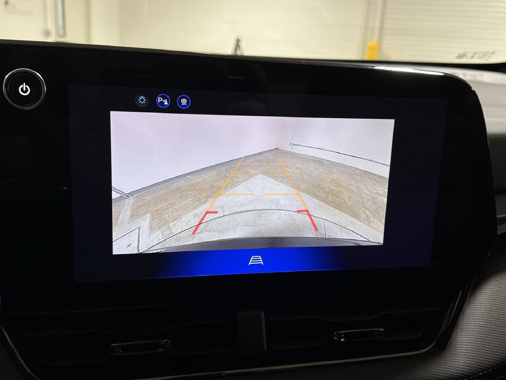 New 2027 Chevrolet Equinox RS AWD/4WD image 16