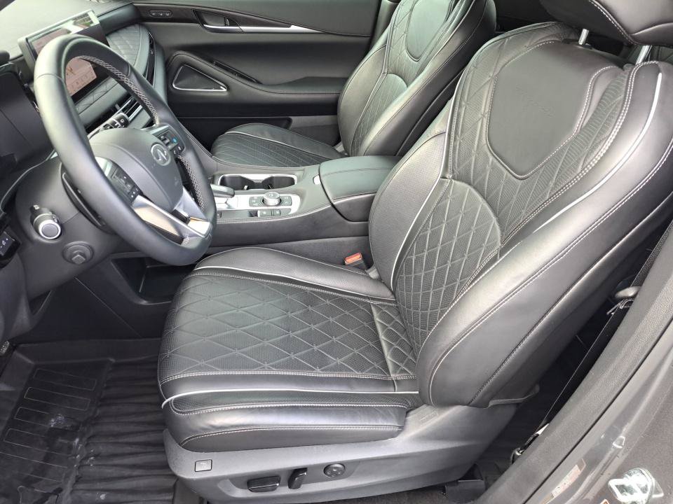 Used 2025 INFINITI QX60 Autograph w/ Cargo Package AWD/4WD image 11