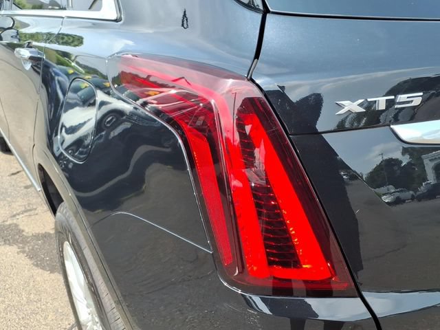 Used 2021 Cadillac XT5 Luxury FWD image 16