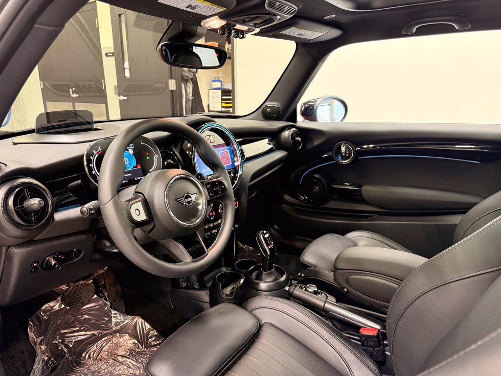 Certified 2024 MINI Cooper S FWD image 11