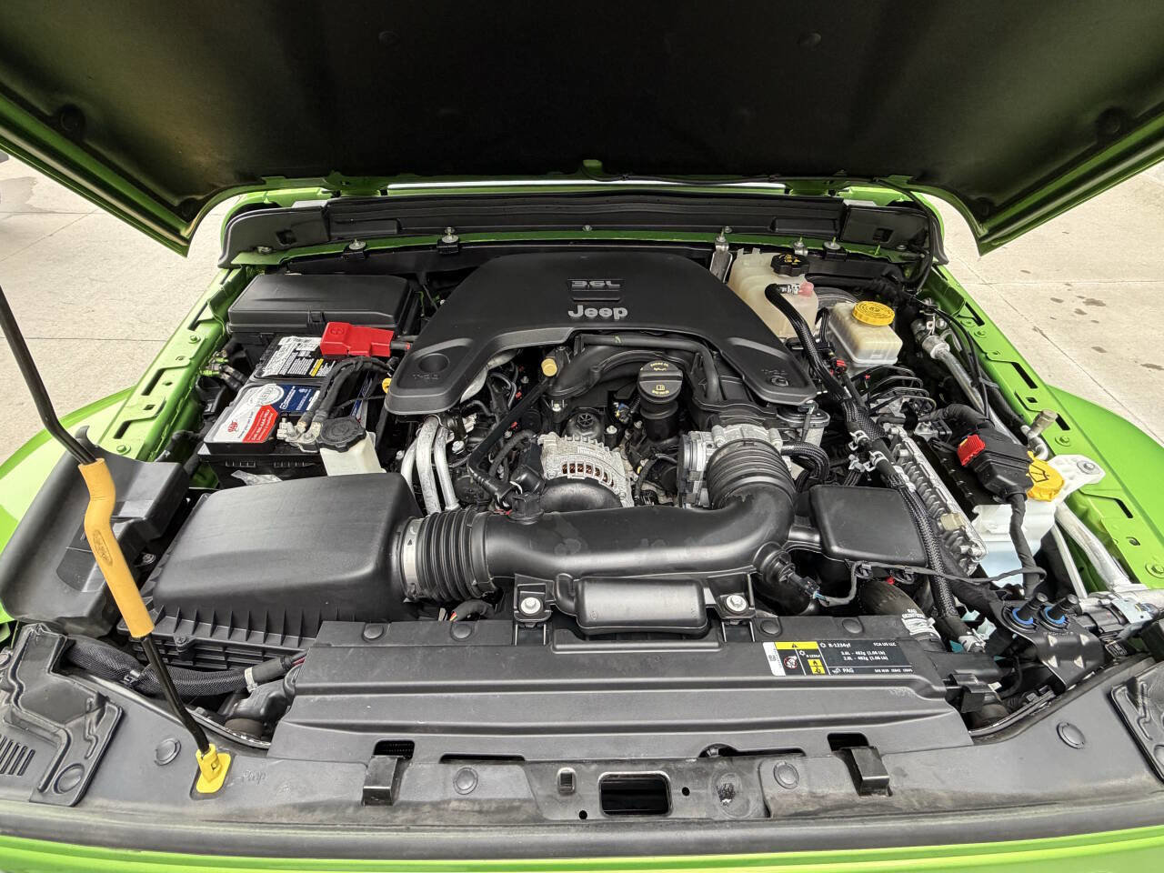 Used 2019 Jeep Wrangler Unlimited Sahara image 31