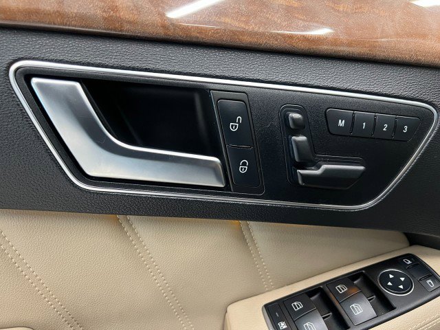 Used 2012 Mercedes-Benz E 350 4MATIC Sedan image 13
