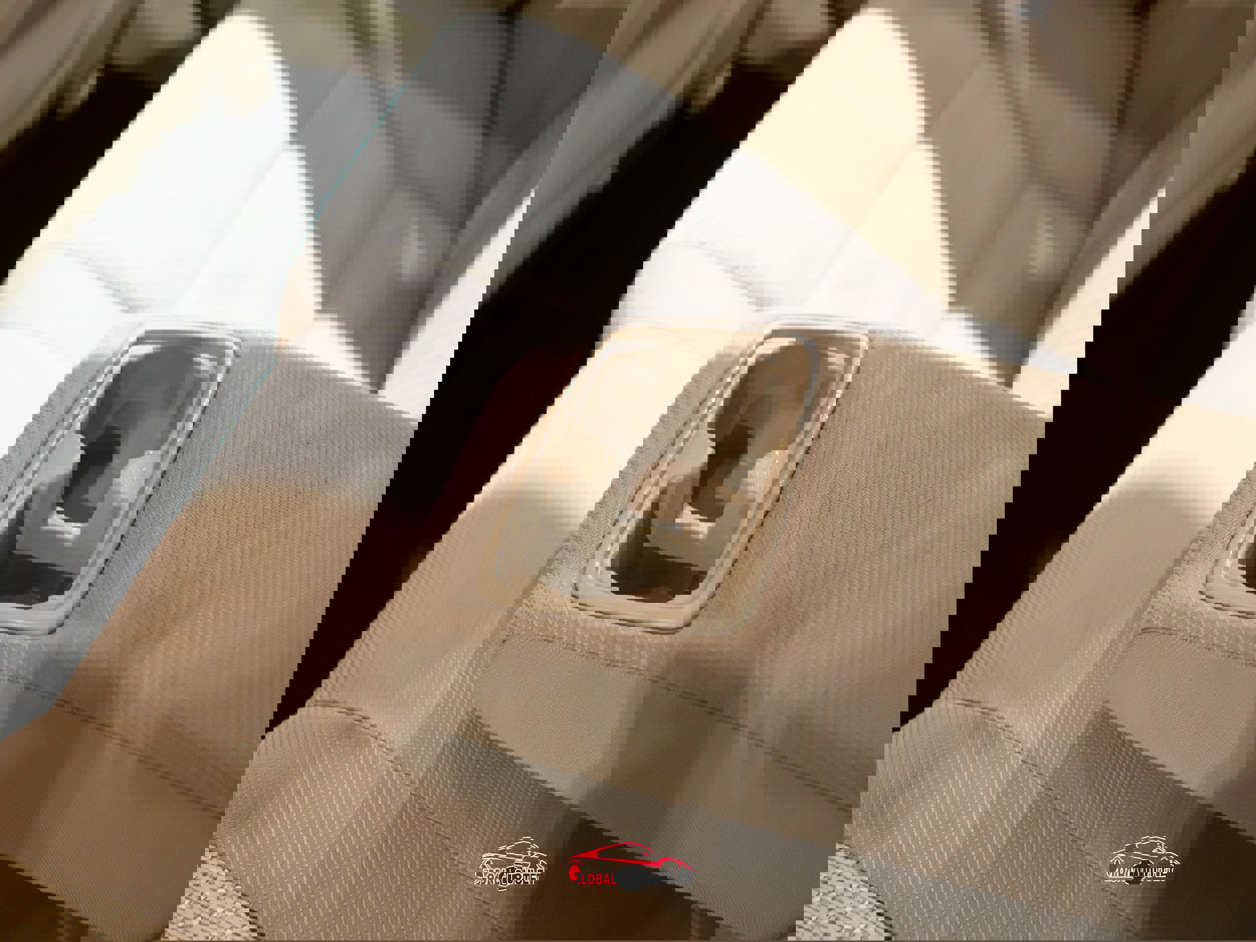 Used 2013 Toyota Camry LE image 22