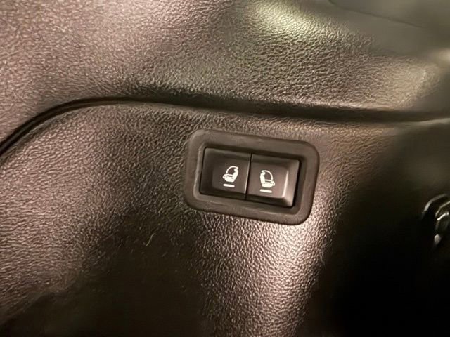 Used 2024 Jeep Wagoneer L Series II w/ Flexible Seating Group image 15