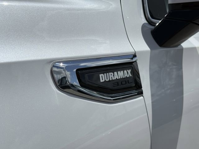 Used 2022 GMC Yukon SLT w/ SLT Premium Package image 7