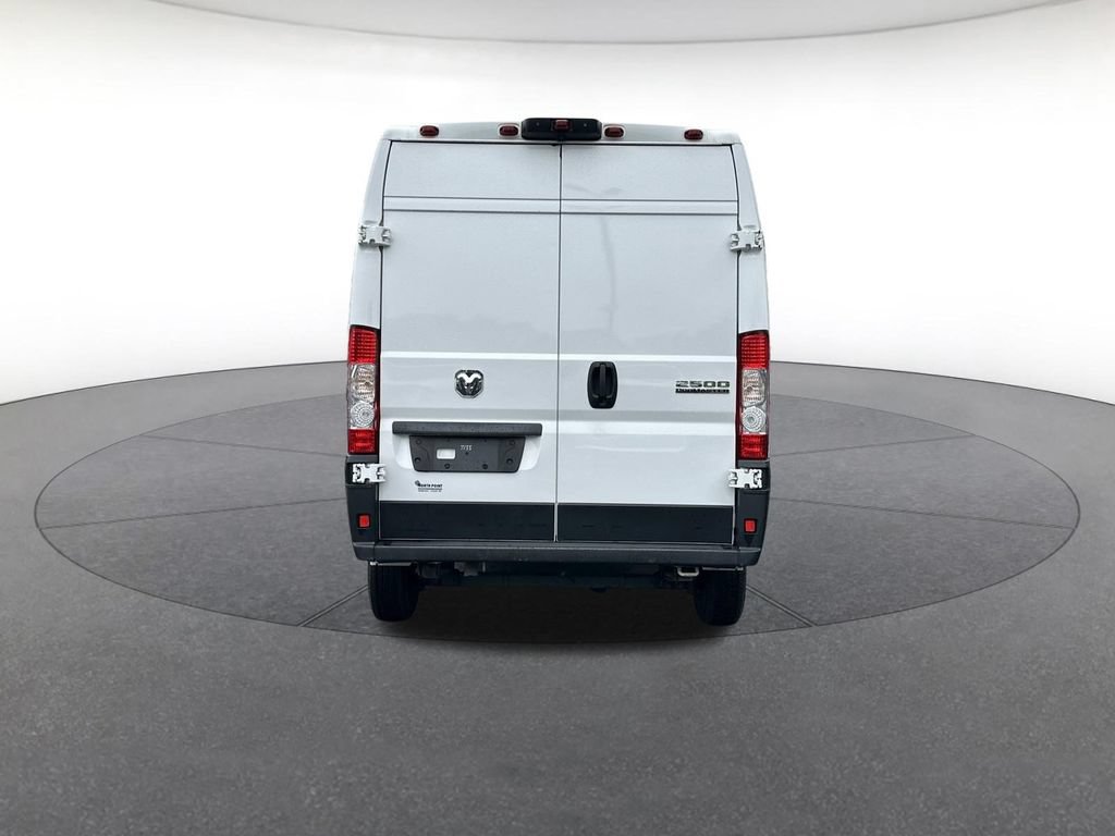 Used 2025 RAM ProMaster 2500 w/ Convenience Group FWD image 4