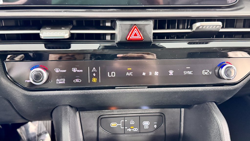 New 2026 Kia Sportage EX FWD image 28