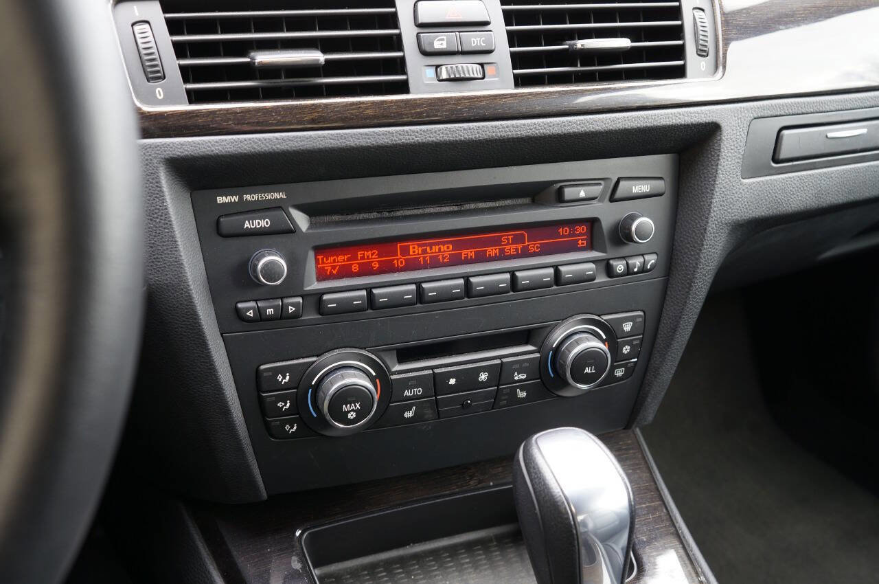 Used 2011 BMW 335i Coupe image 20