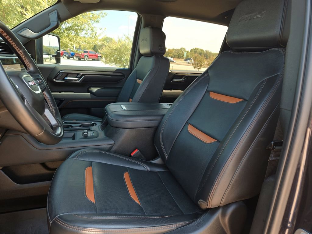 Used 2024 GMC Sierra 2500 AT4 w/ AT4 Premium Plus Package AWD/4WD image 27