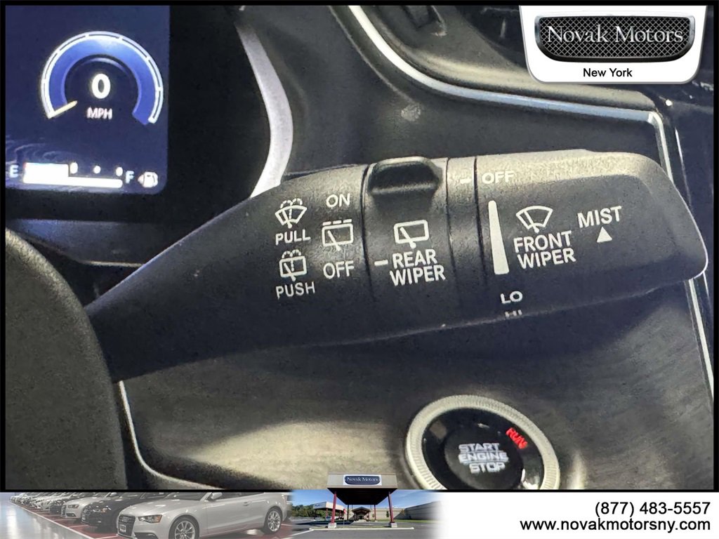 Used 2023 Jeep Grand Cherokee L Limited image 20