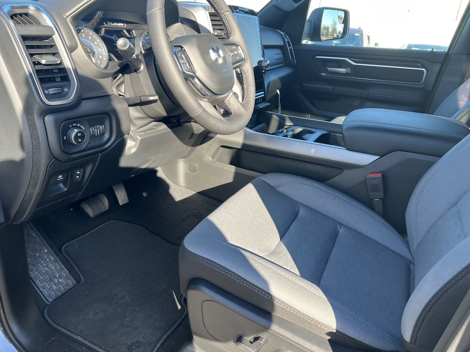 New 2026 RAM 1500 Big Horn AWD/4WD image 13