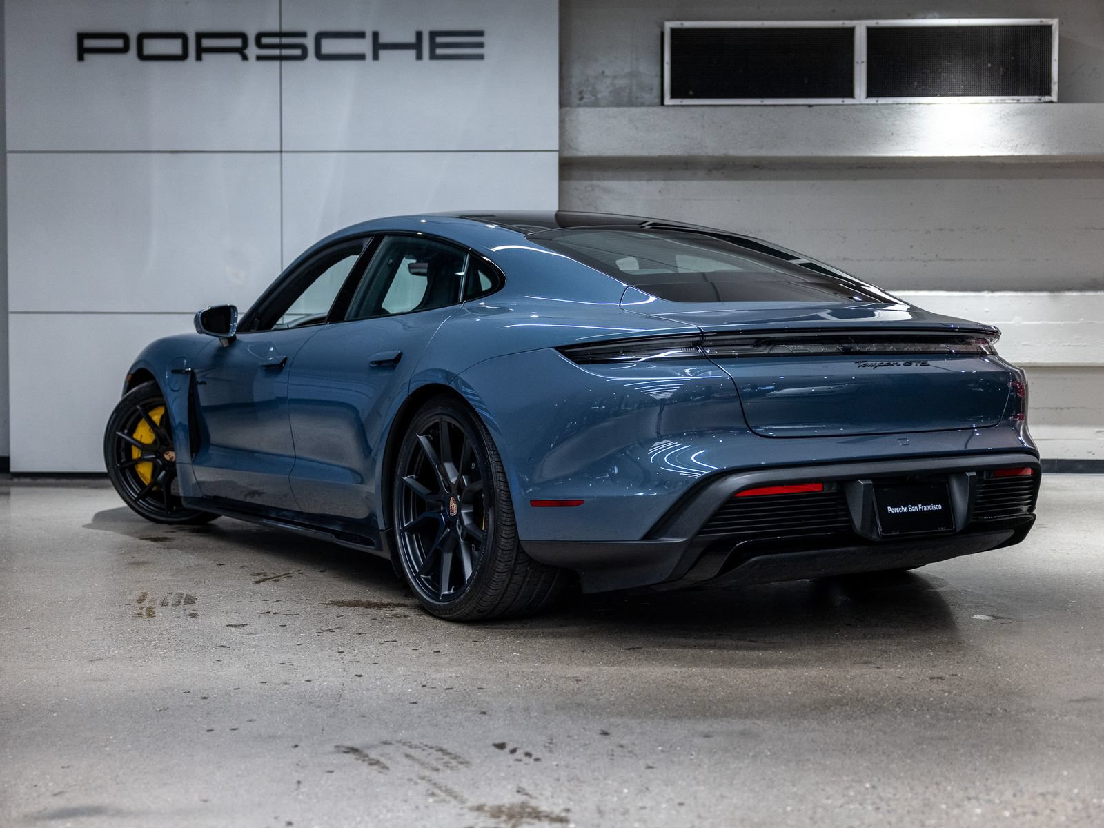 New 2026 Porsche Taycan GTS AWD/4WD image 3