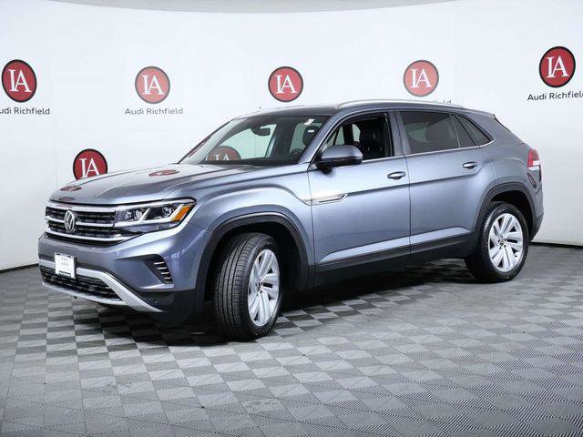 Used 2023 Volkswagen Atlas Cross Sport SE w/ Panoramic Sunroof Package image 4