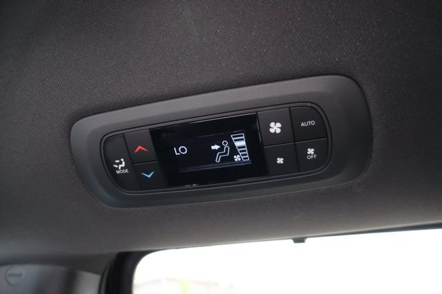 Used 2026 Chrysler Pacifica Select AWD/4WD image 51