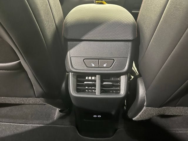 New 2026 Chevrolet Equinox RS w/ Convenience Package III AWD/4WD image 24