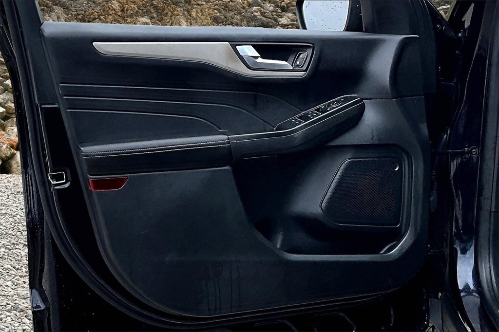 Used 2021 Ford Escape SE image 22