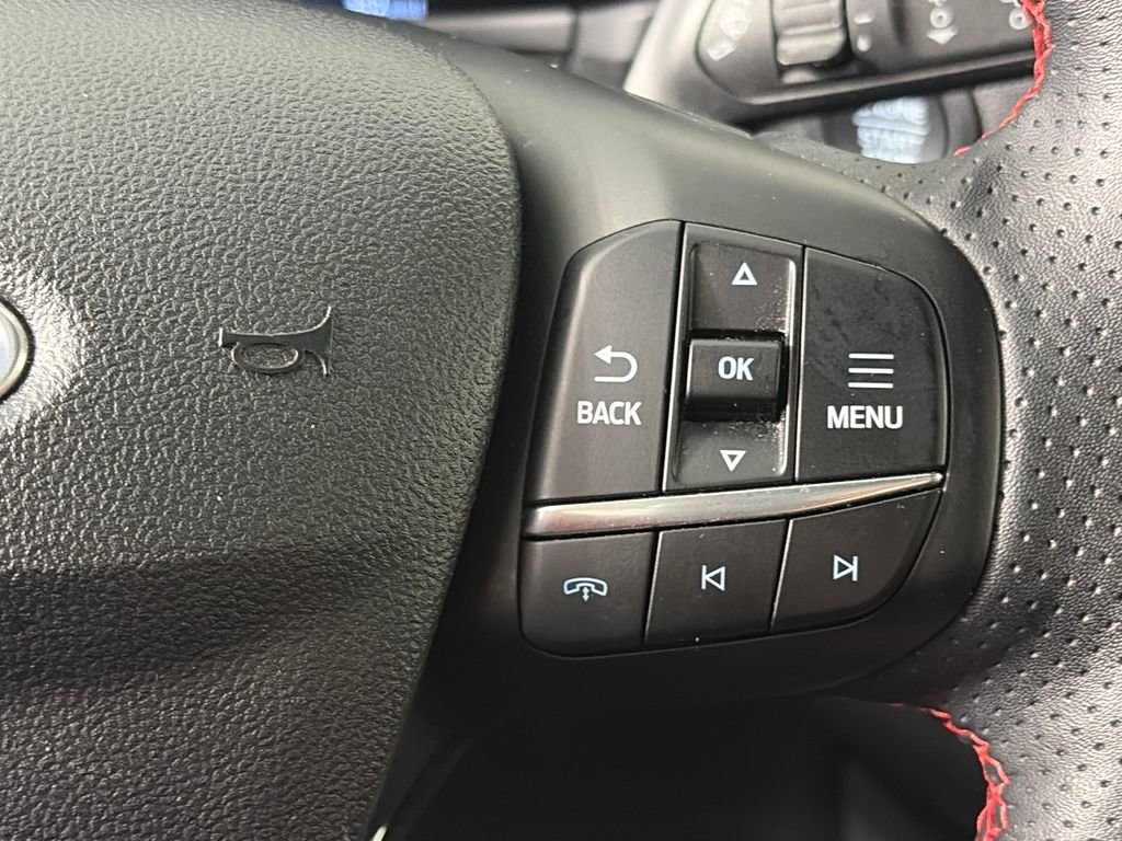 Used 2025 Ford Escape ST-Line Select AWD/4WD image 18
