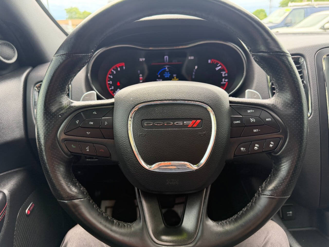 Used 2018 Dodge Durango R/T w/ Technology Group AWD/4WD image 23