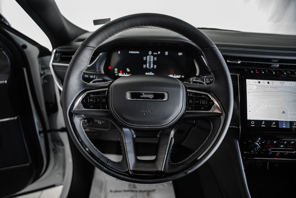 New 2025 Jeep Grand Cherokee Overland w/ Adv Protech Group III image 33