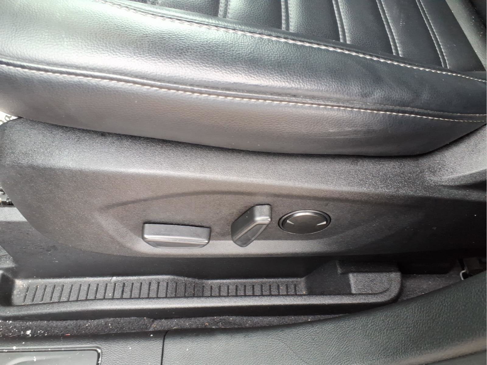 Used 2024 Ford Edge SEL w/ Convenience Package image 13