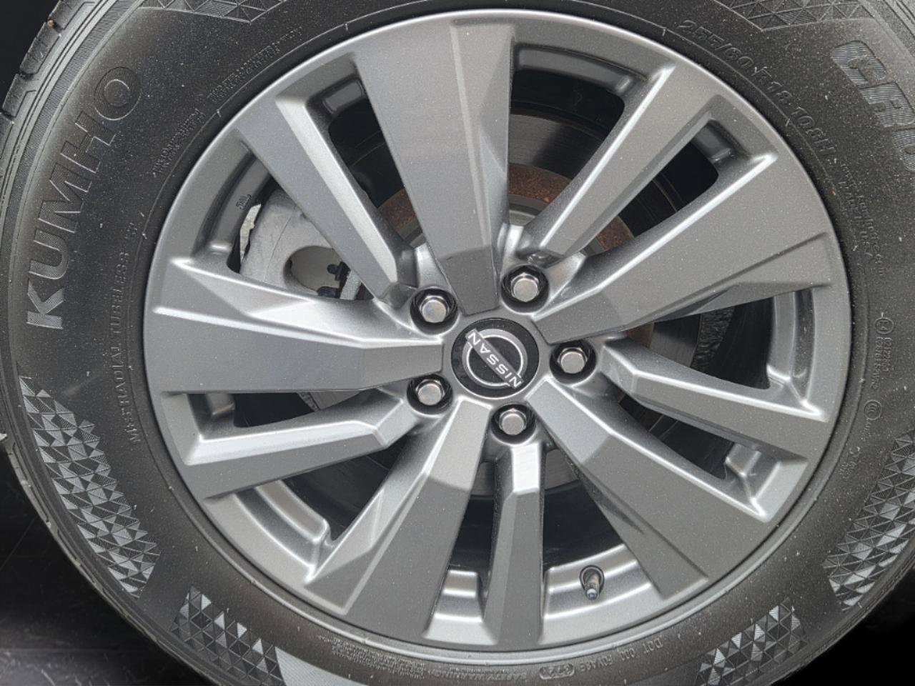 Used 2023 Nissan Pathfinder S AWD/4WD image 36