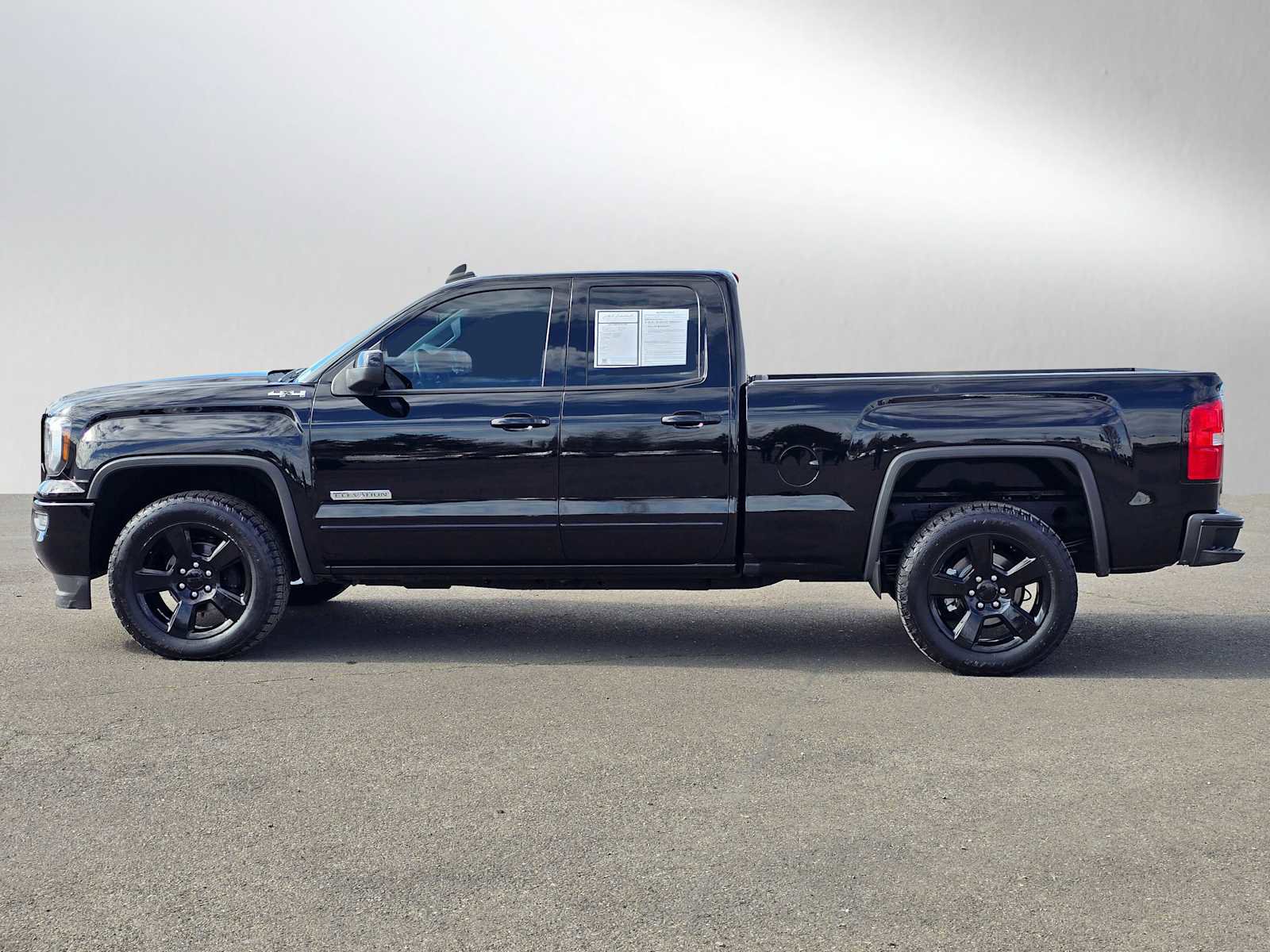 Used 2018 GMC Sierra 1500 4x4 Double Cab w/ Elevation Edition image 6