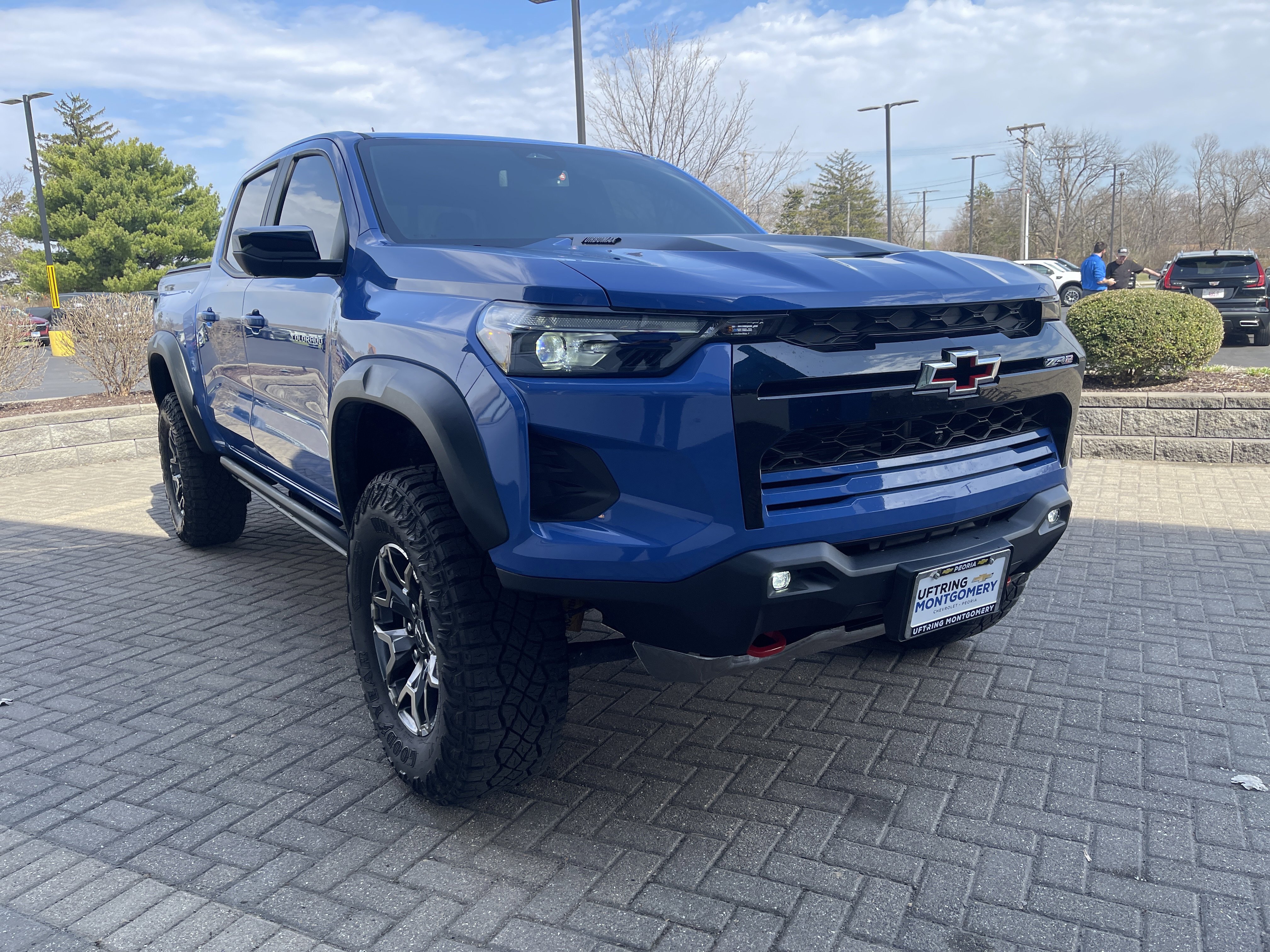 Used 2025 Chevrolet Colorado ZR2 w/ Technology Package image 7